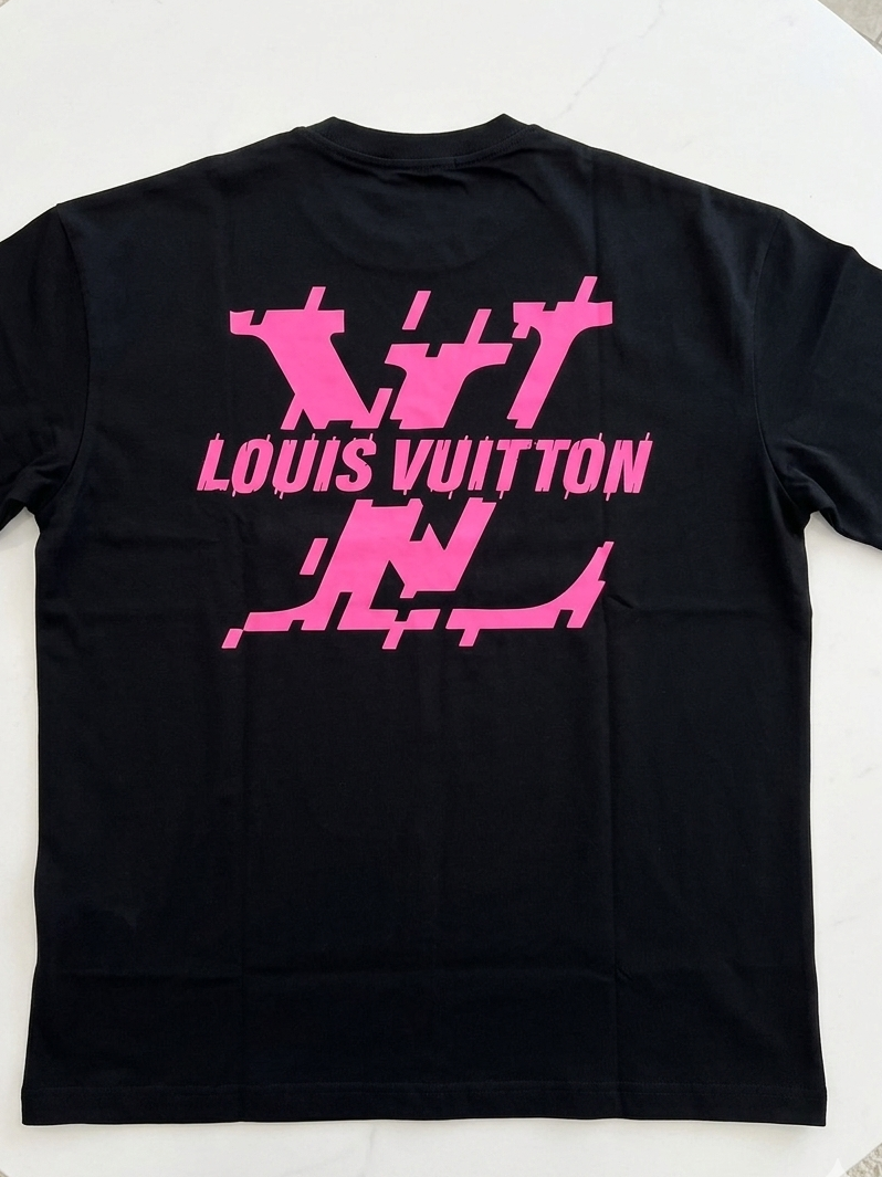 Black LV T-shirt