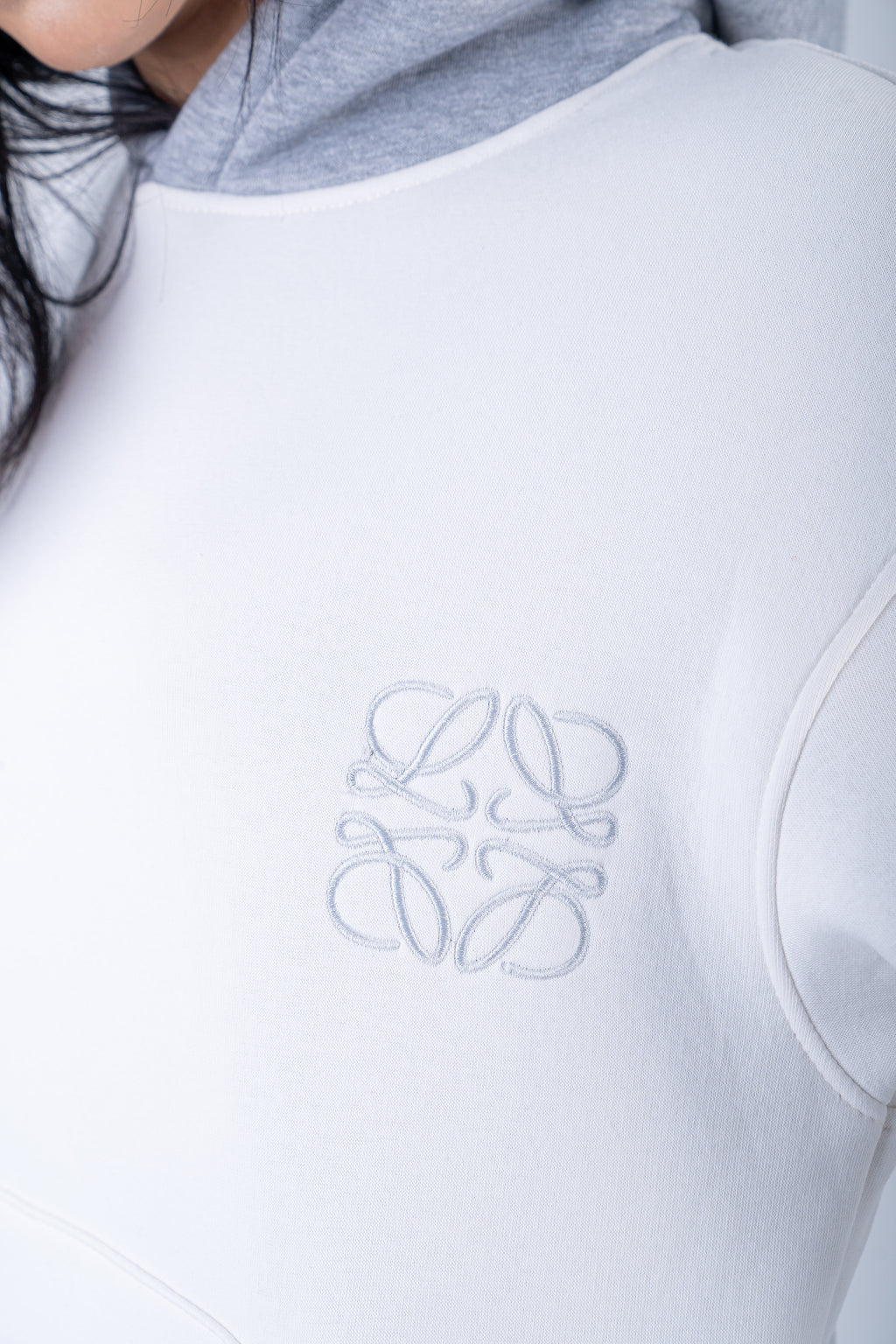 Loewe Cozy Set - Ivory Grey Eddition