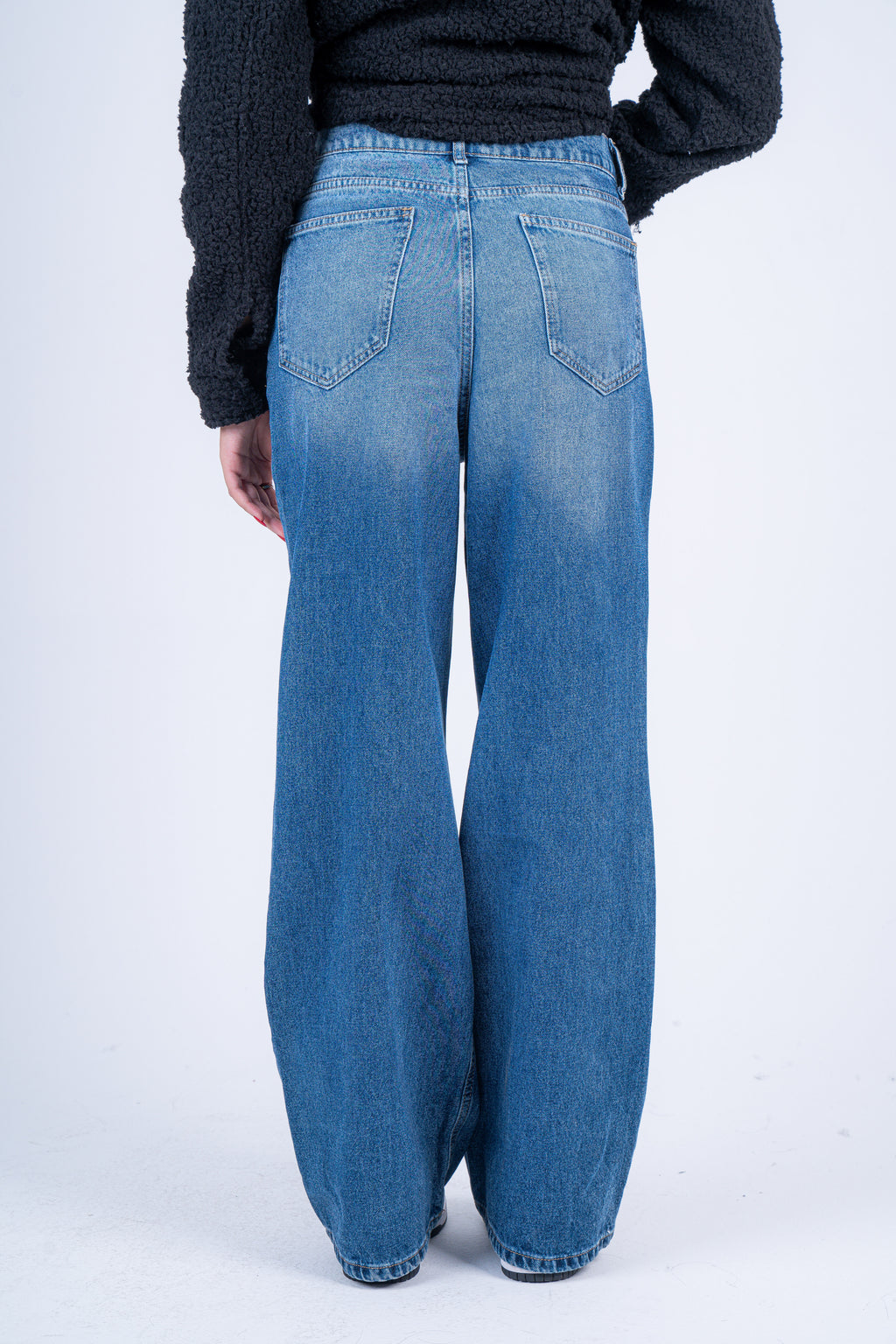 Everyday Wide-Leg Denim — Mid Wash